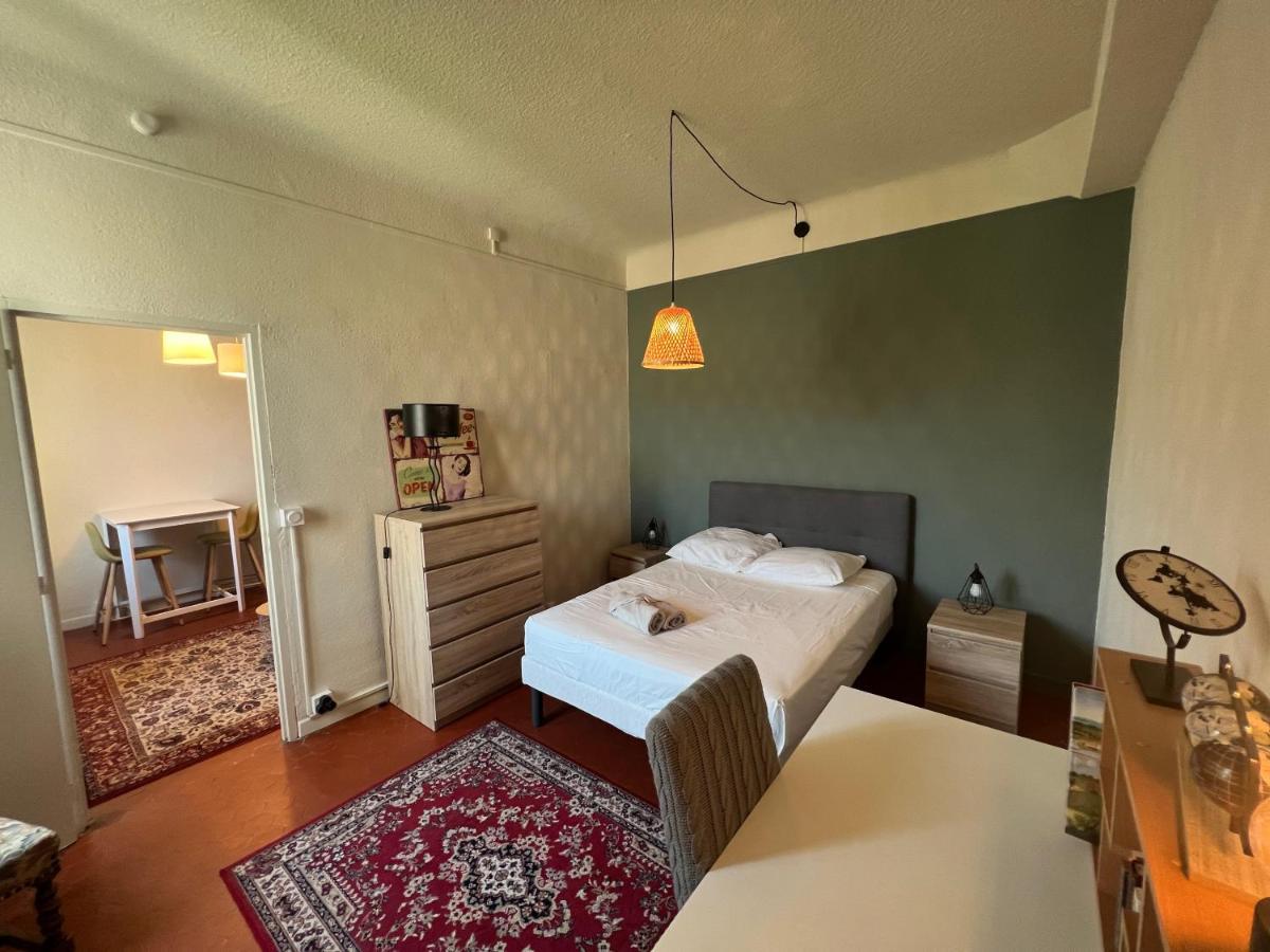 Serenite - Appartement Climatise Au Calme - Wifi 亞維農 外观 照片